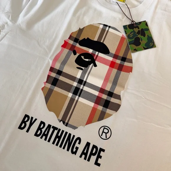 🔥 BAPE x BURBERRY COLLAB T-SHIRT 🔥
